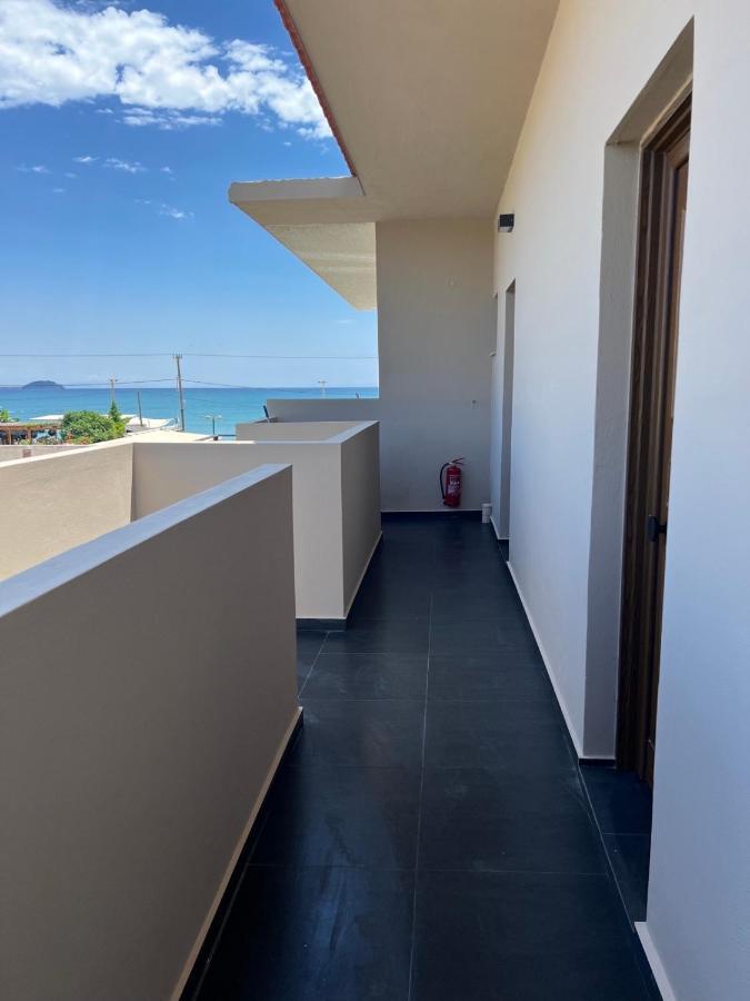 Seaside Living Rooms Laganas Bagian luar foto